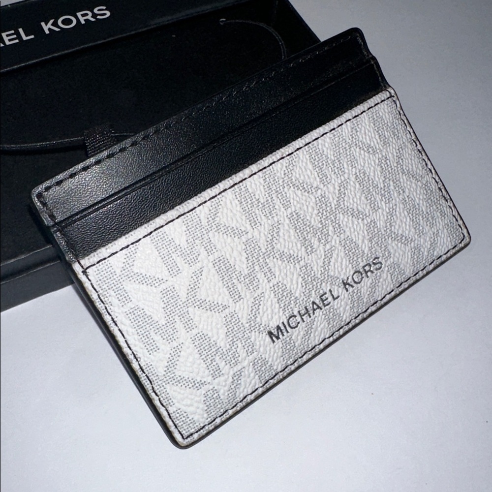 Michael Kors Black and White Card Holder - Picture 2 of 7